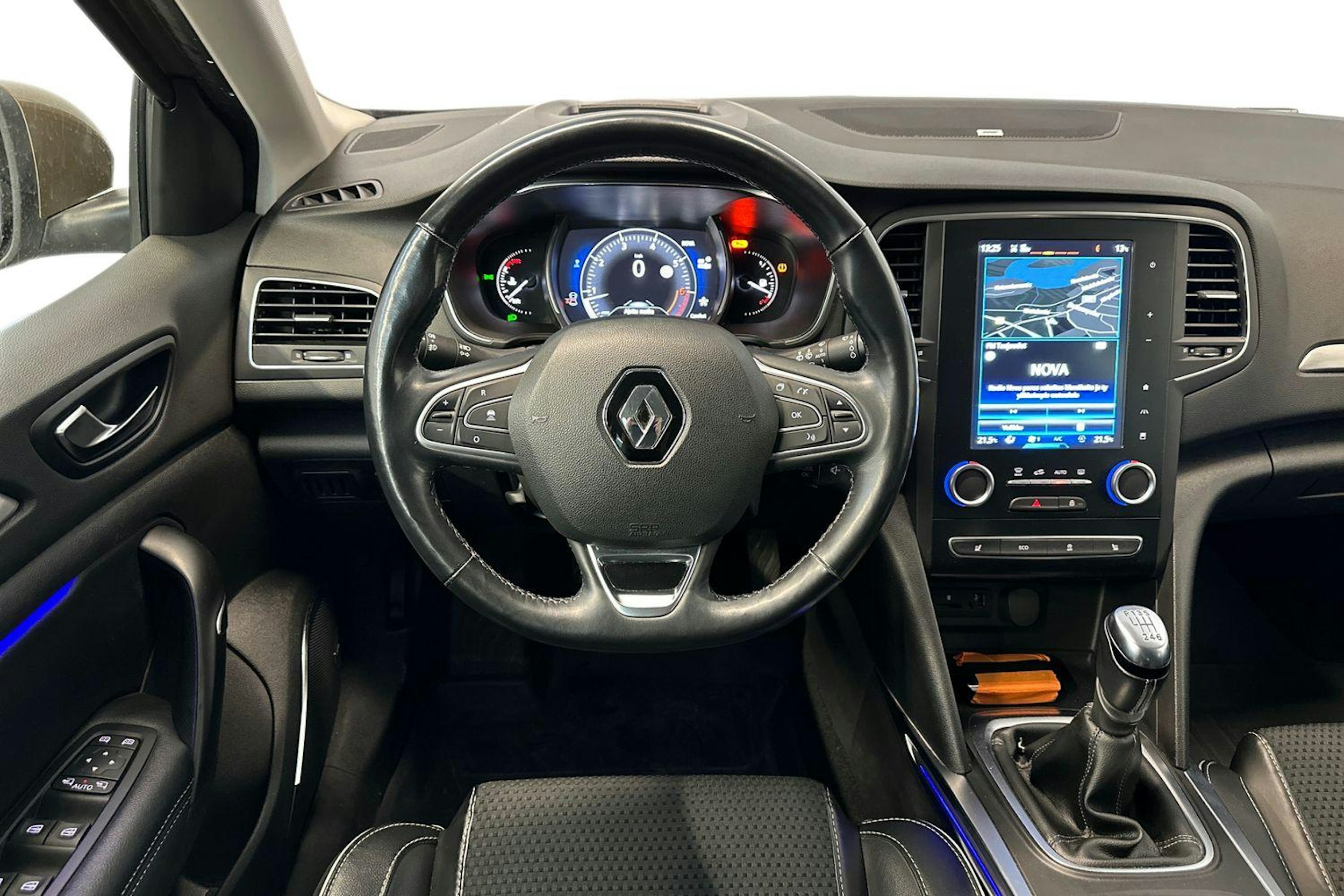 ruskea (beige) Renault Megane 2016 kuva 9.