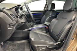 ruskea (beige) Renault Megane 2016 kuva 11.