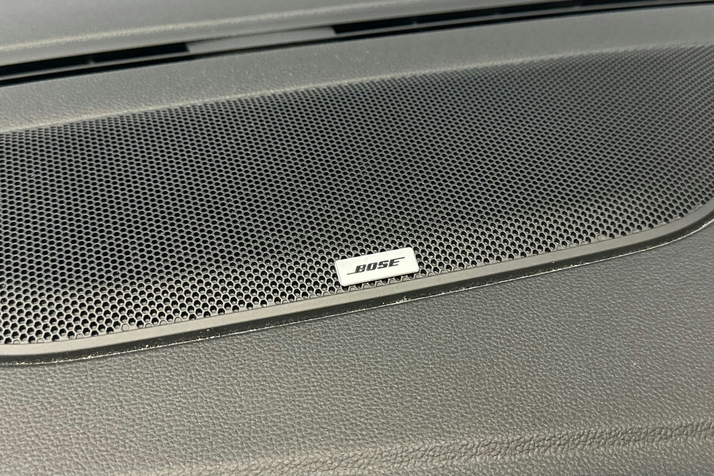 ruskea (beige) Renault Megane 2016 kuva 22.