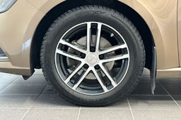 ruskea (beige) Renault Megane 2016 kuva 32.