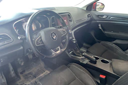 Punainen Renault MEGANE 2016 kuva 3.