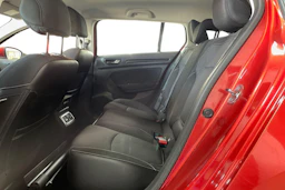 Punainen Renault MEGANE 2016 kuva 11.