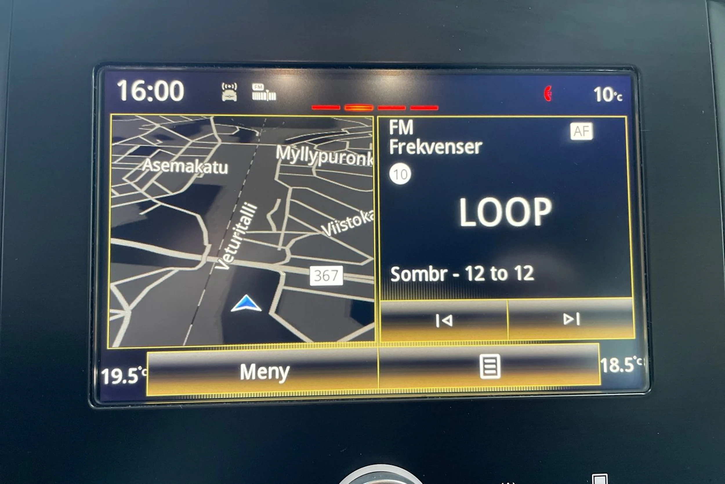 Punainen Renault MEGANE 2016 kuva 19.