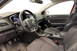 punainen Renault Megane 2016 kuva 8.