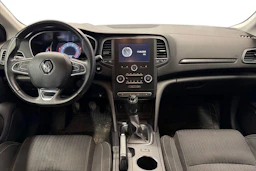 punainen Renault Megane 2016 kuva 9.