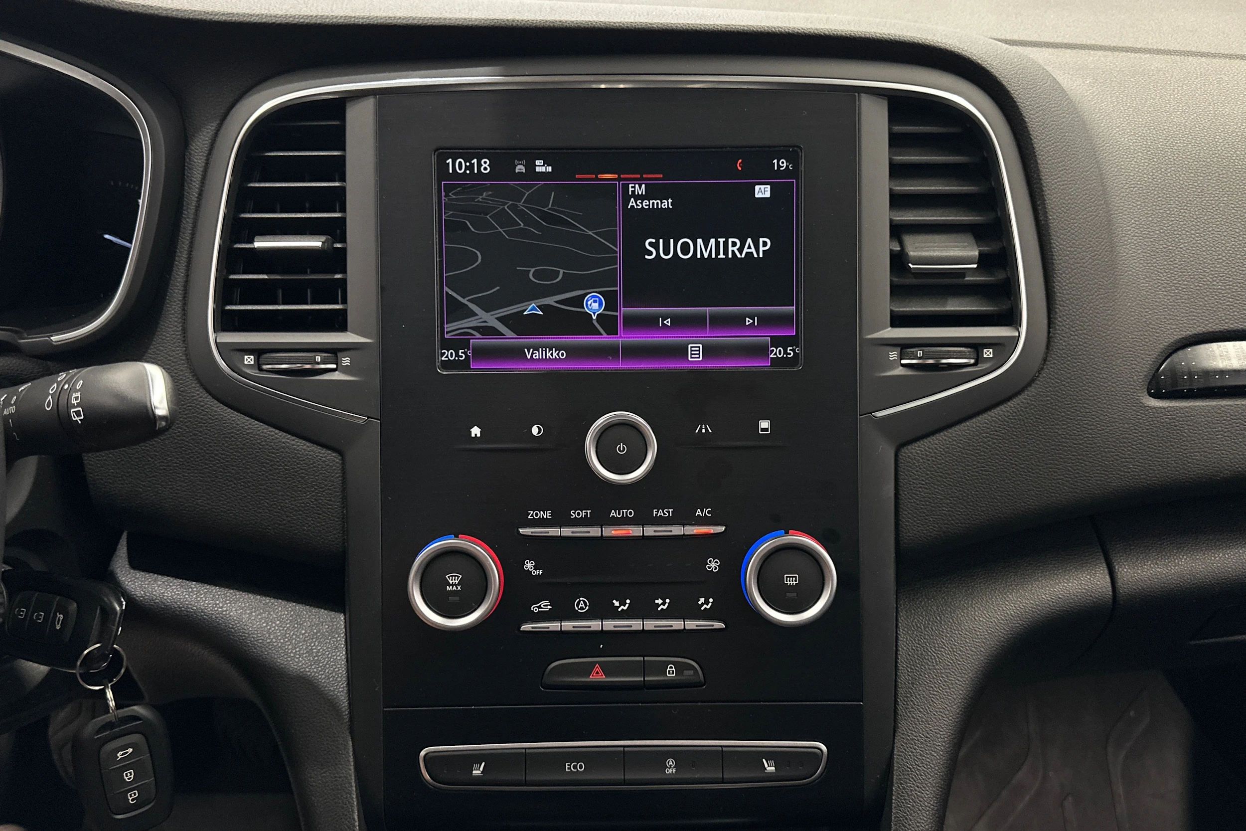 harmaa Renault Megane 2016 kuva 17.