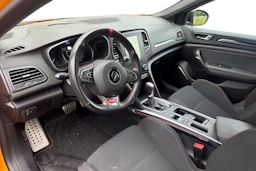 oranssi Renault Megane 2021 kuva 3.