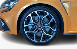 oranssi Renault Megane 2021 kuva 9.