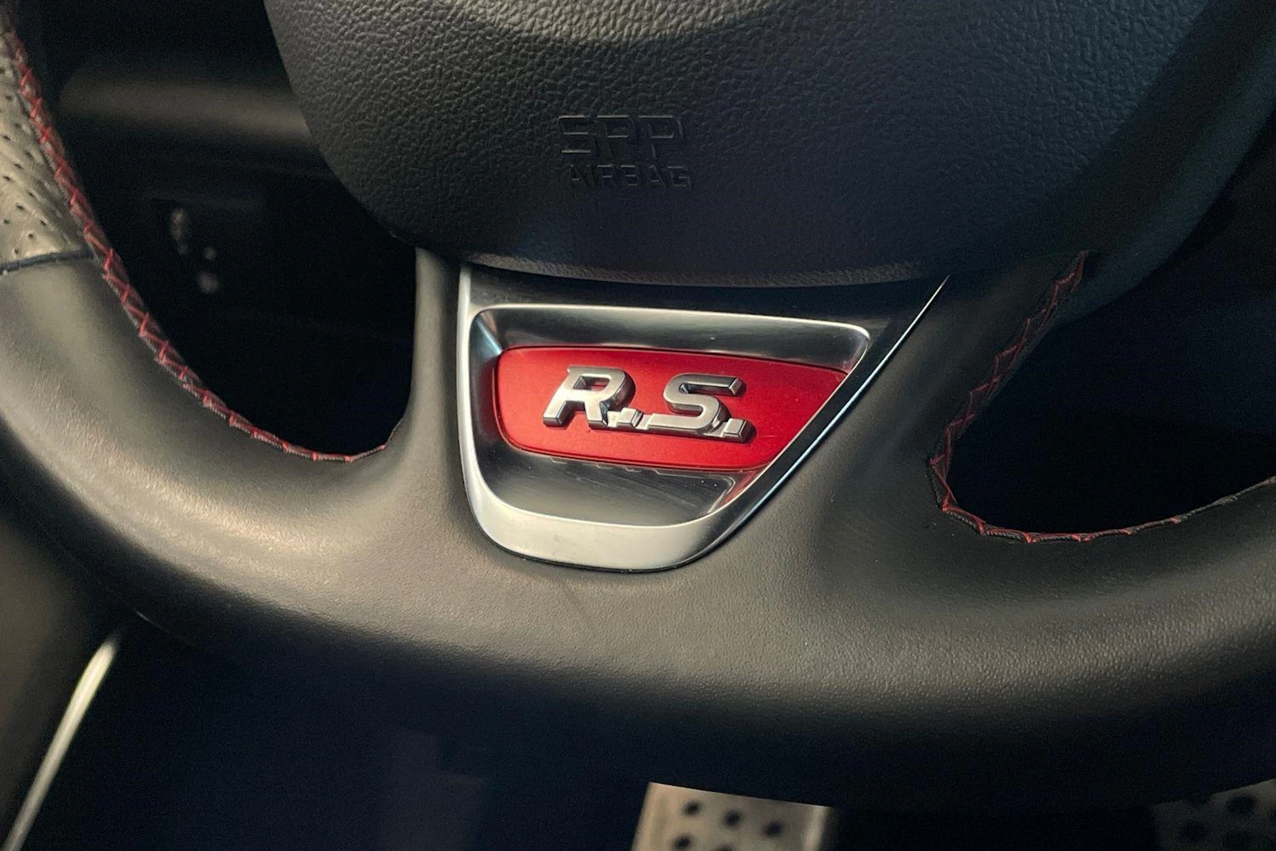 oranssi Renault Megane 2021 kuva 14.