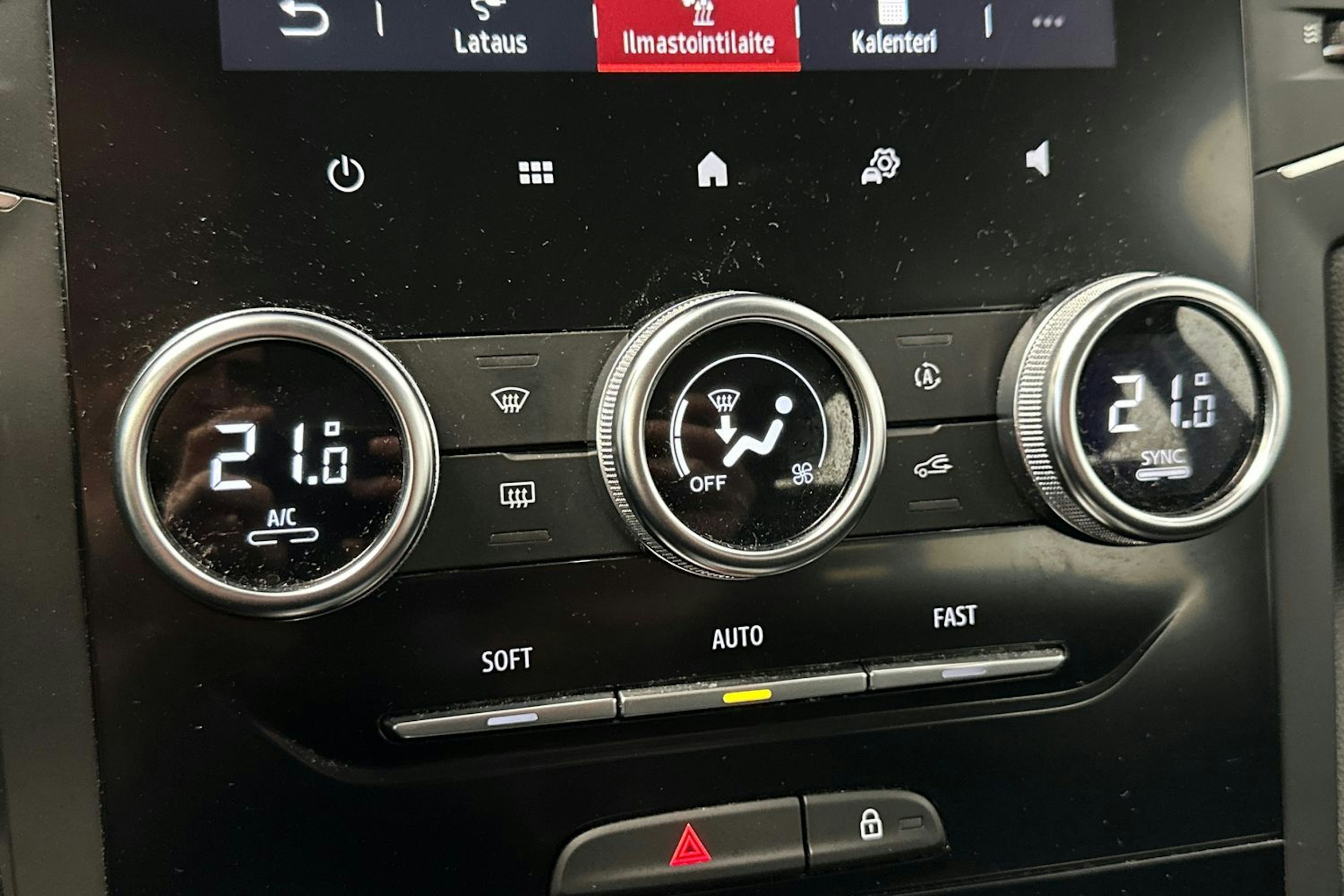 harmaa Renault Megane 2021 kuva 23.