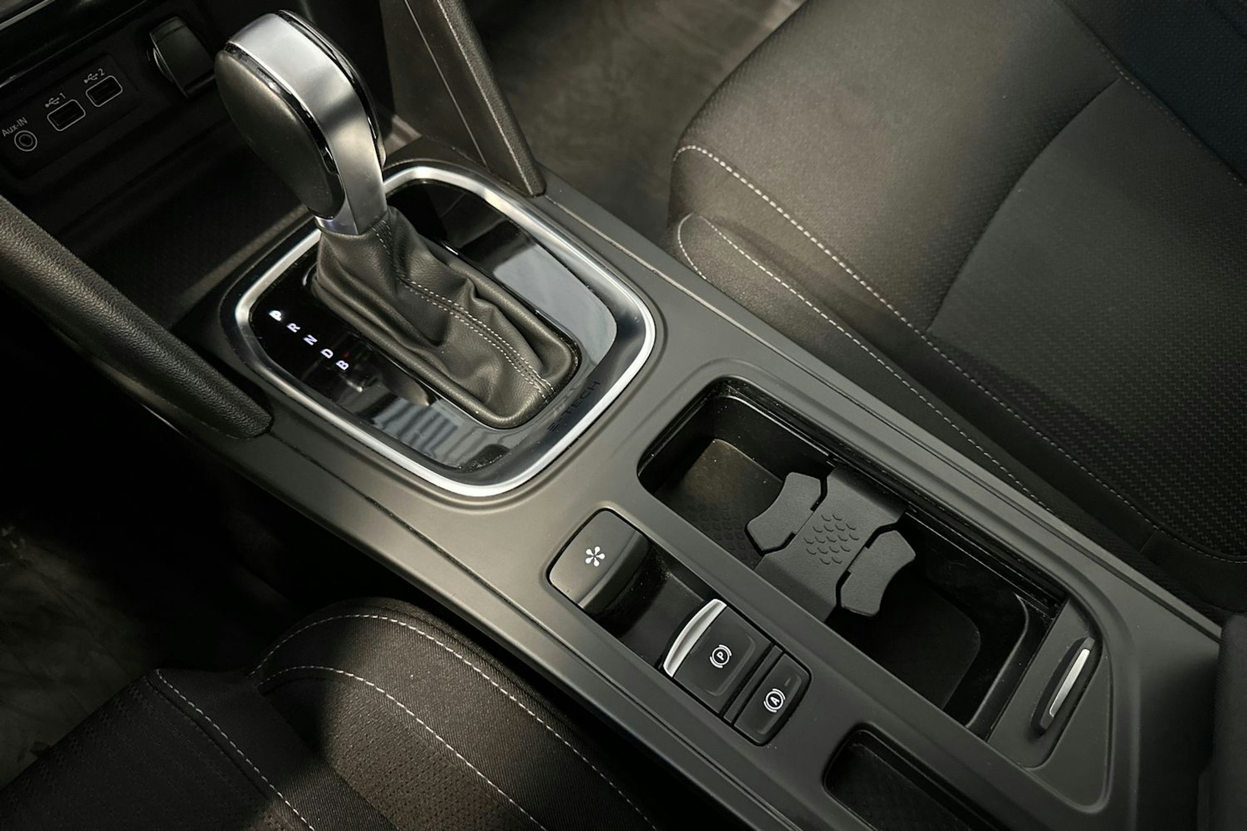 harmaa Renault Megane 2021 kuva 26.