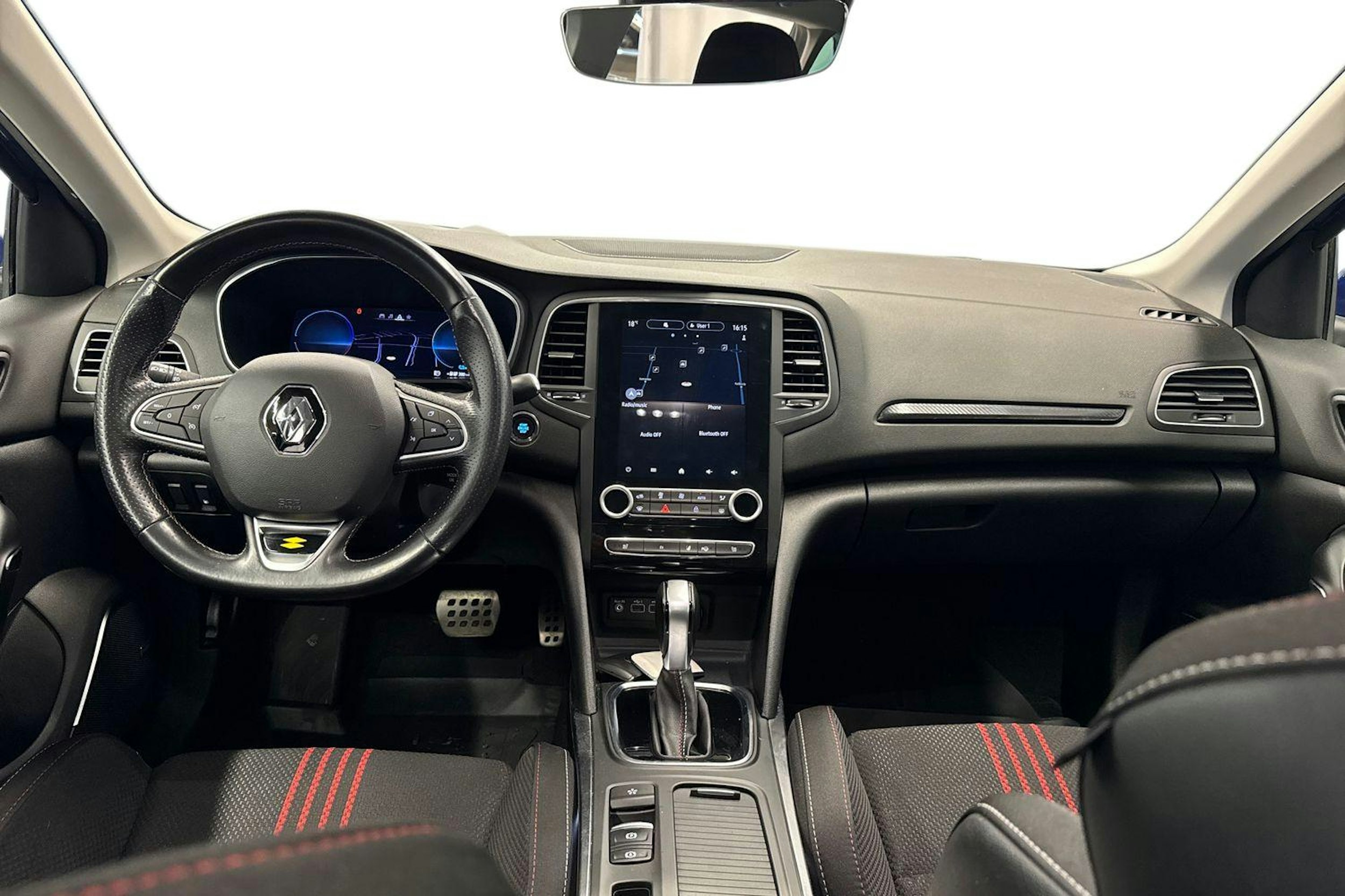 sininen Renault Megane 2021 kuva 9.