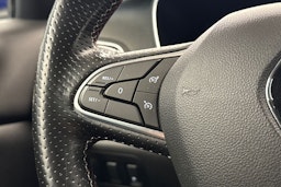 sininen Renault Megane 2021 kuva 18.