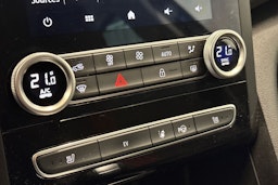 sininen Renault Megane 2021 kuva 20.