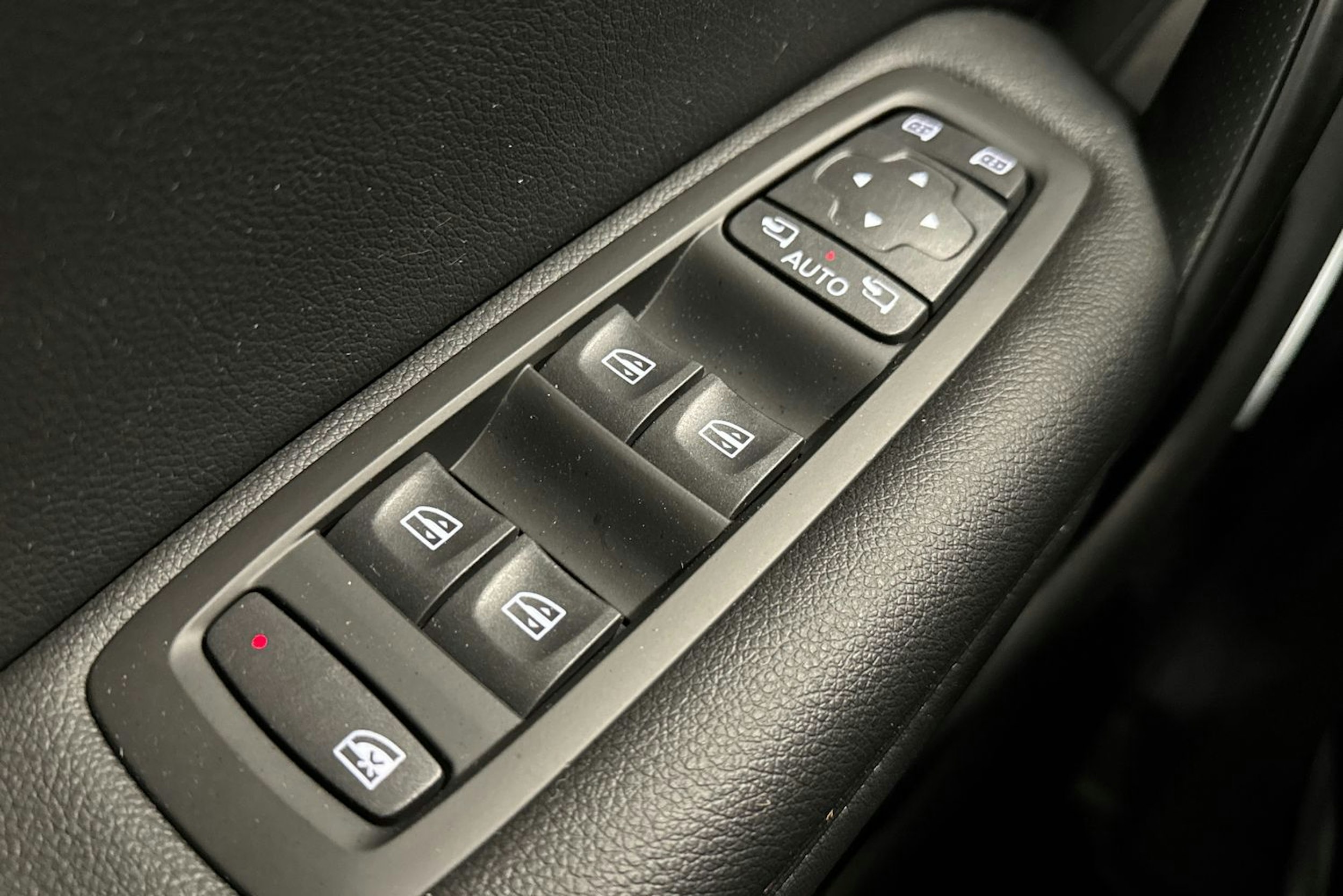 sininen Renault Megane 2021 kuva 23.