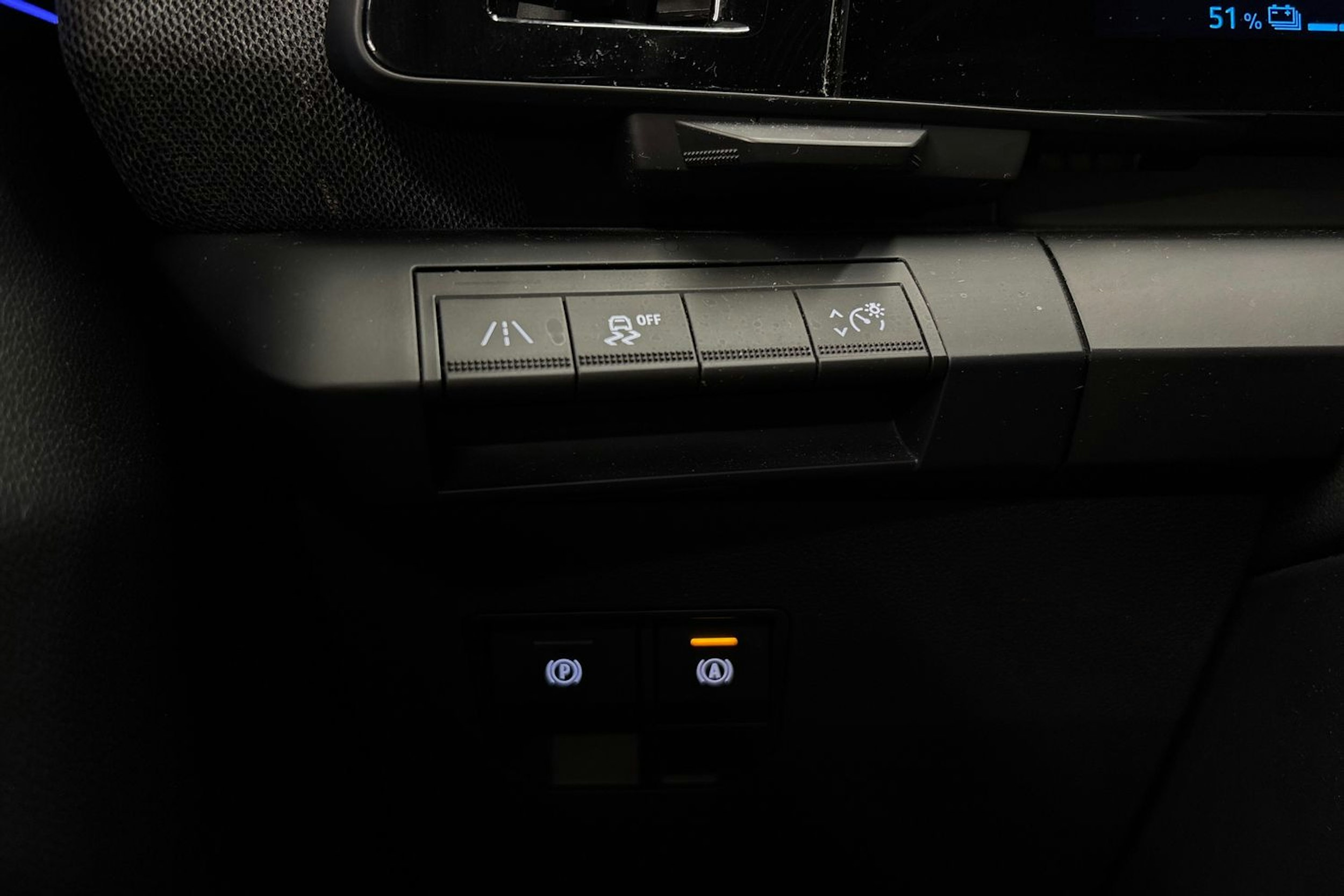 musta Renault Megane 2022 kuva 21.