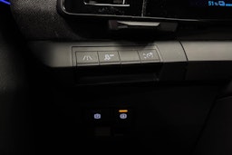 musta Renault Megane 2022 kuva 21.