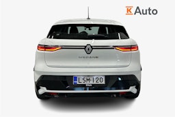 valkoinen Renault Megane 2022 kuva 3.