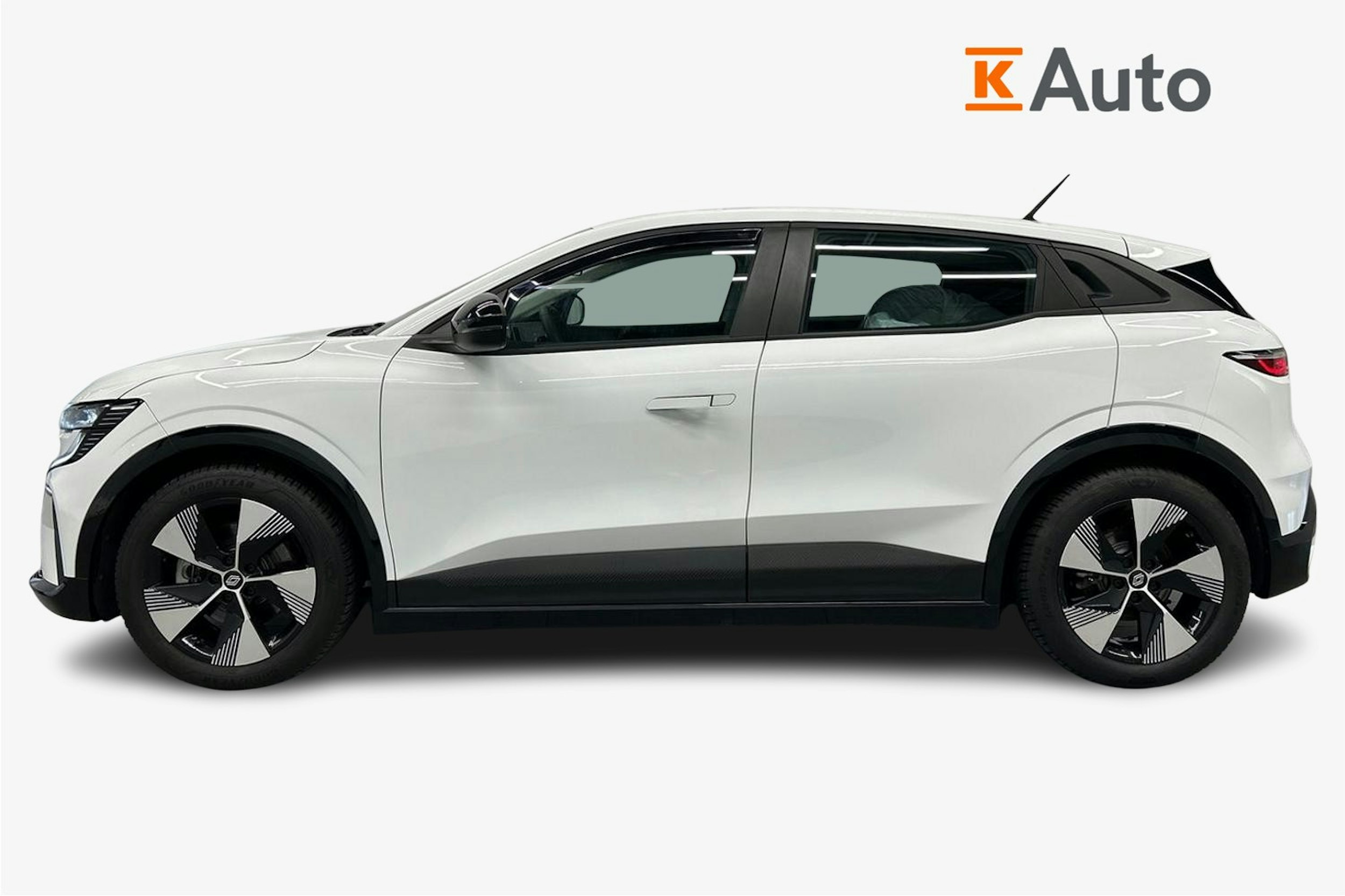 valkoinen Renault Megane 2022 kuva 6.