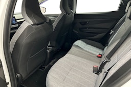 valkoinen Renault Megane 2022 kuva 10.