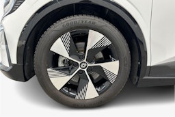 valkoinen Renault Megane 2022 kuva 11.