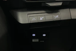 harmaa Renault Megane 2023 kuva 21.