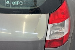 Harmaa Renault SCENIC 2005 kuva 22.