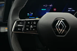 musta Renault Scenic 2024 kuva 11.
