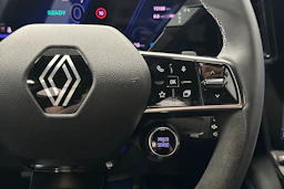 musta Renault Scenic 2024 kuva 12.