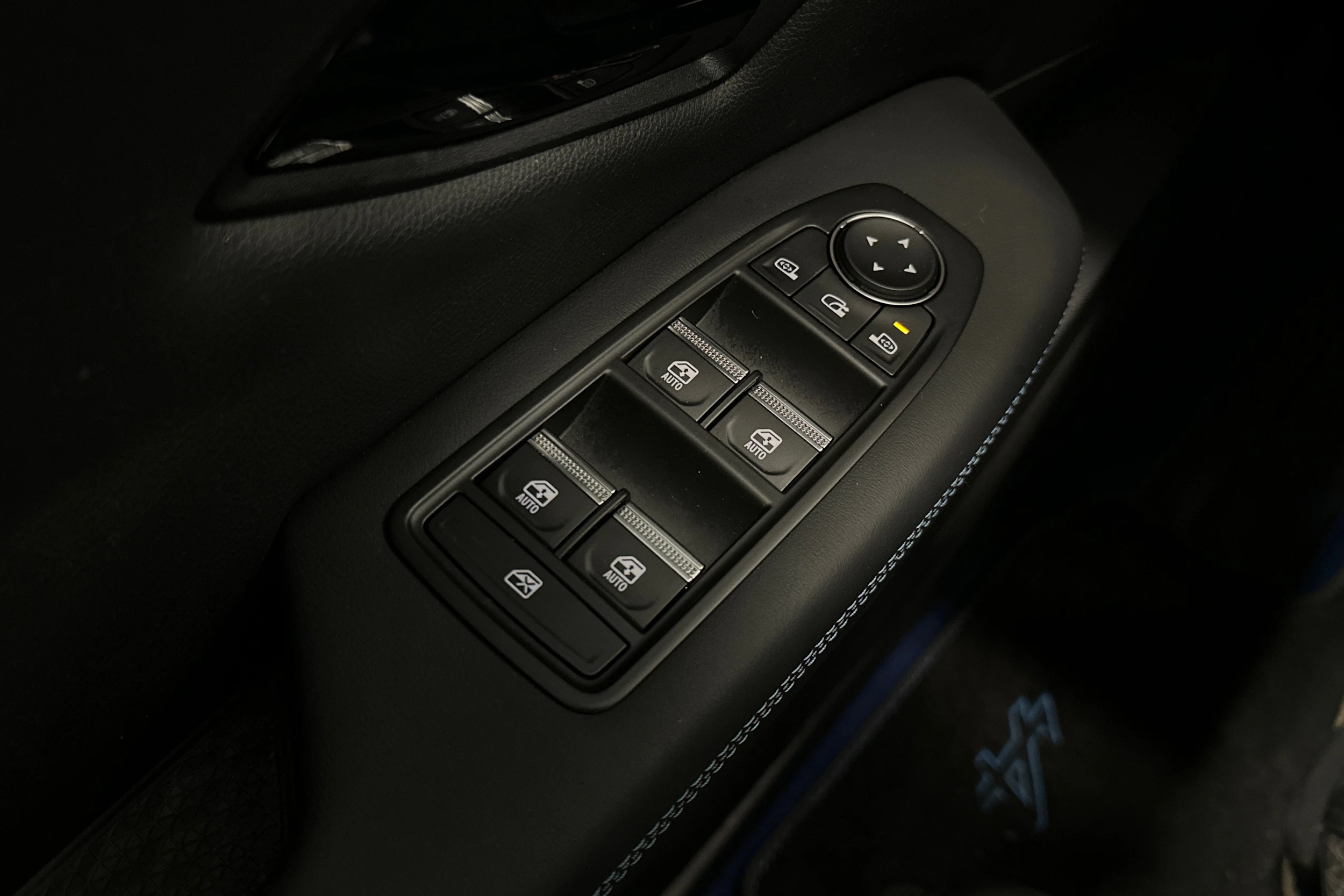 musta Renault Scenic 2024 kuva 15.