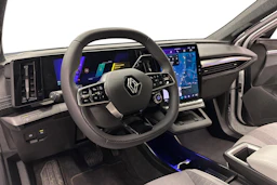 valkoinen Renault Scenic 2024 kuva 6.
