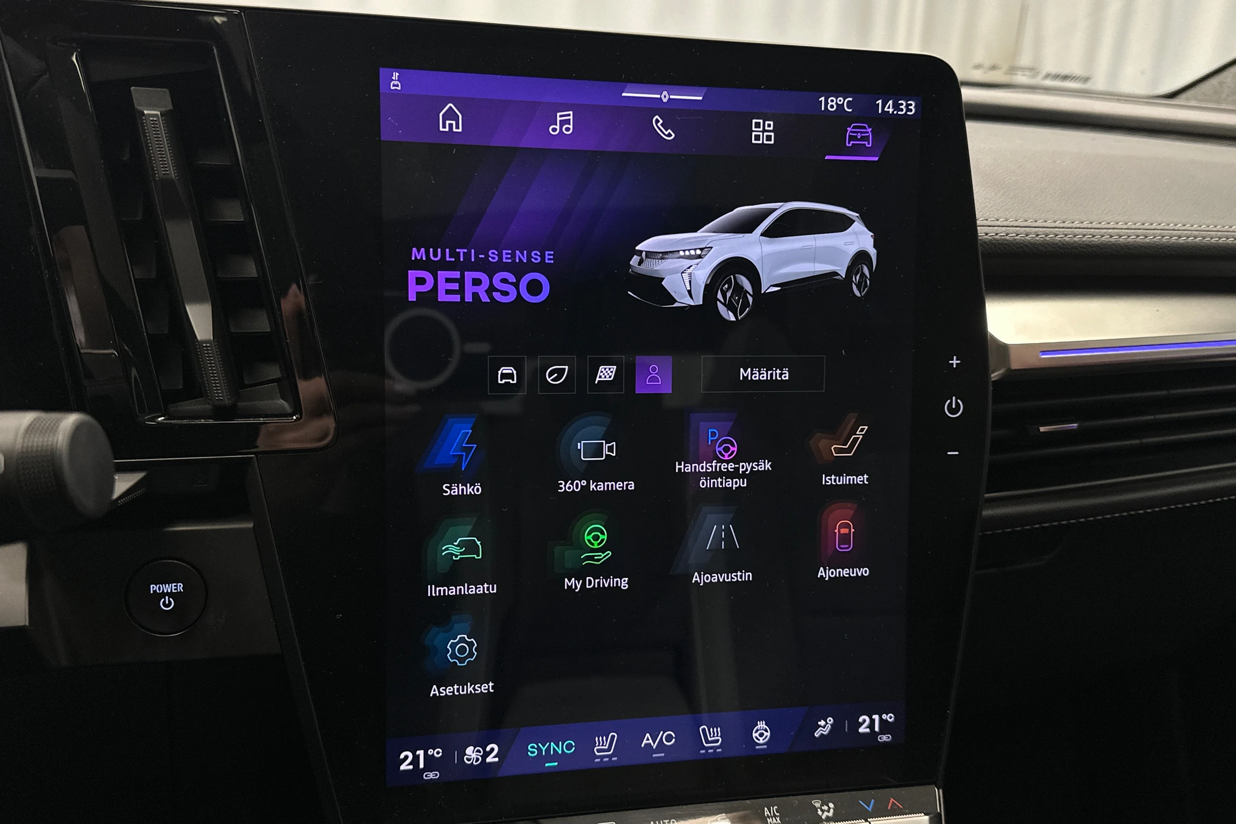valkoinen Renault Scenic 2024 kuva 20.