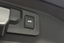 harmaa Renault Scenic 2024 kuva 16.