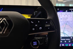 harmaa Renault Scenic 2024 kuva 20.