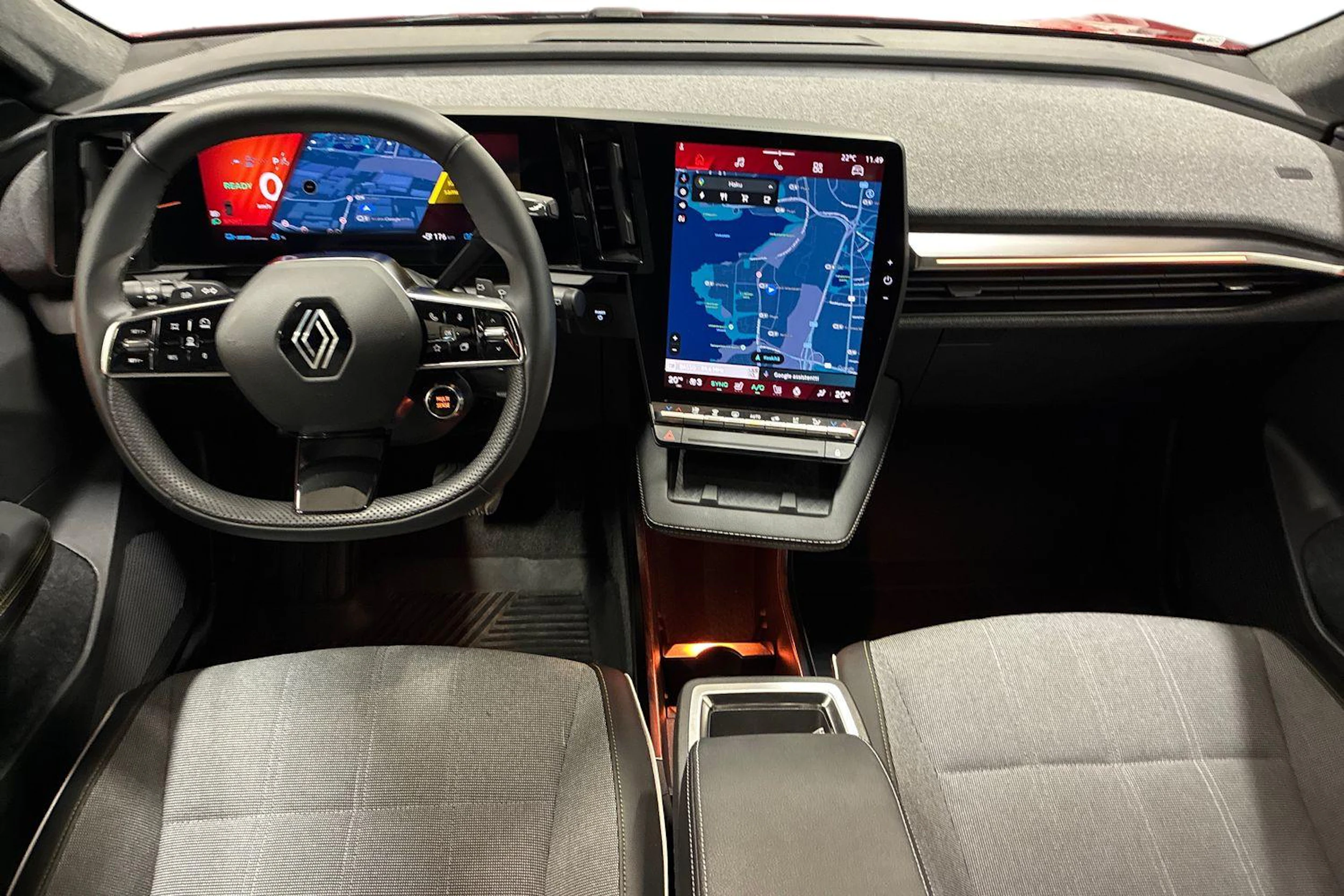 punainen Renault Scenic 2025 kuva 7.