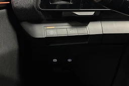 punainen Renault Scenic 2025 kuva 16.