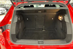 punainen Renault Scenic 2025 kuva 26.