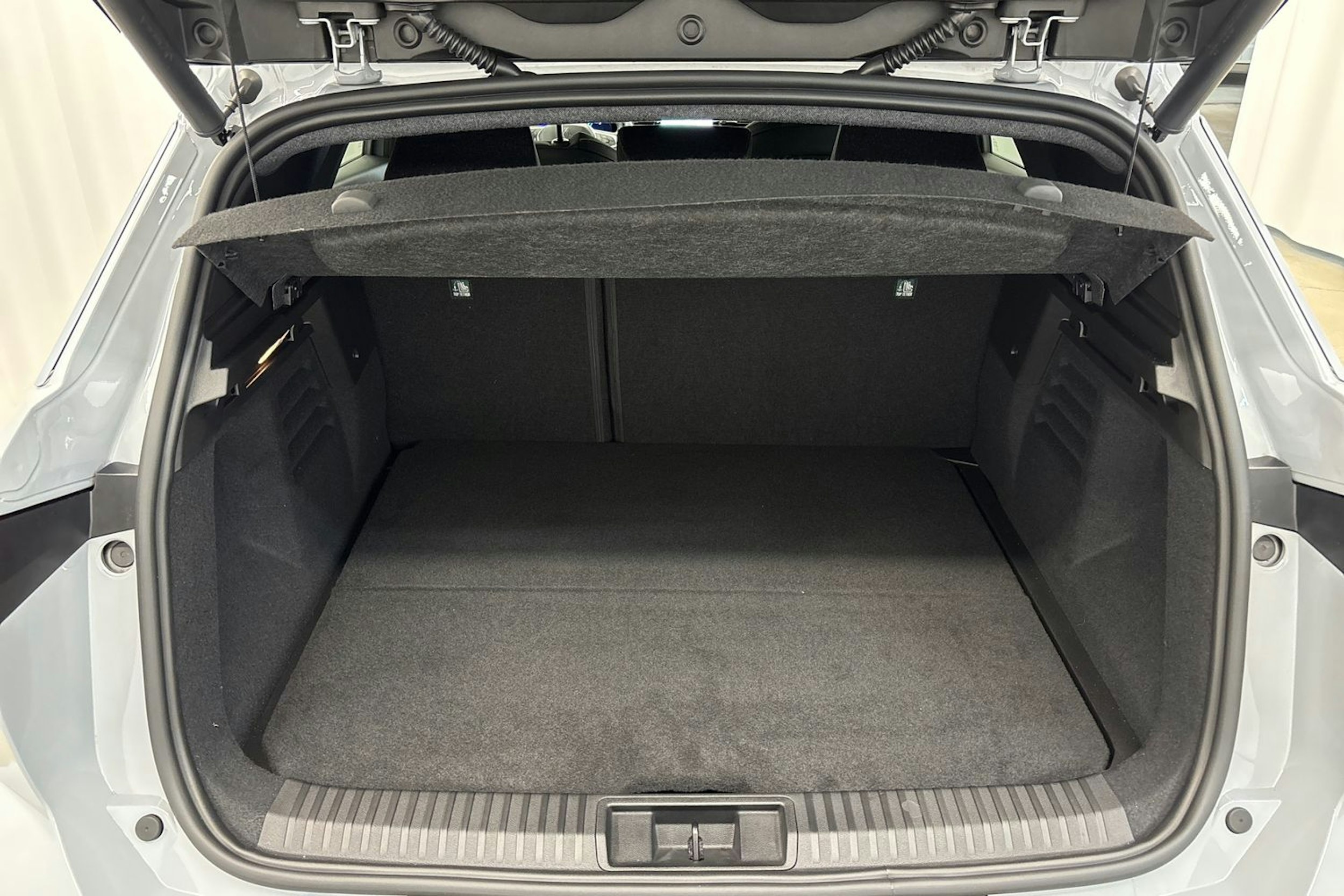 harmaa Renault Symbioz 2025 kuva 11.