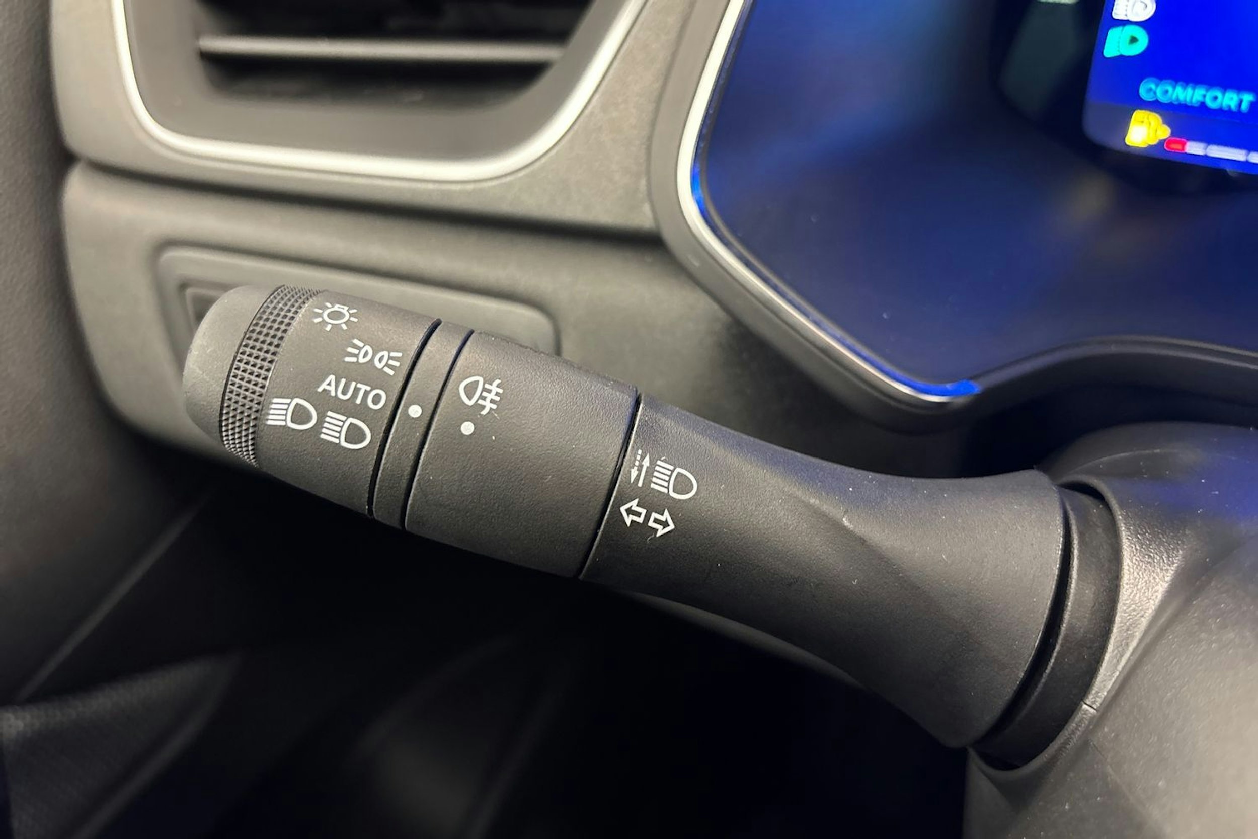 harmaa Renault Symbioz 2025 kuva 18.