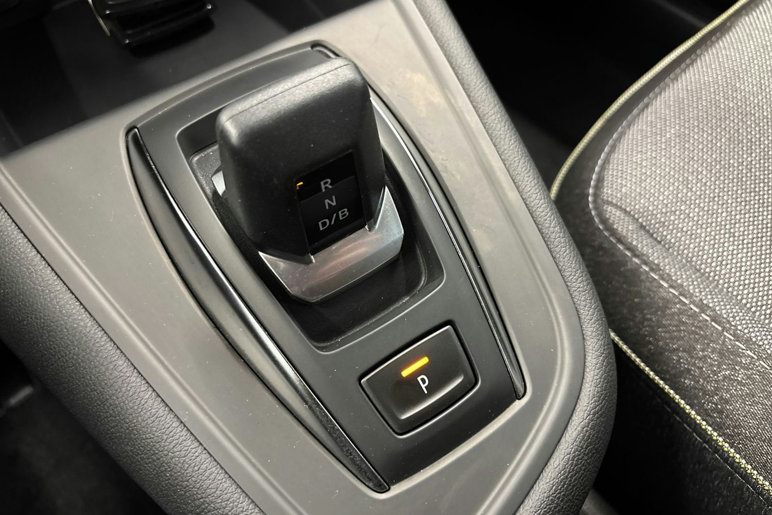 harmaa Renault Symbioz 2025 kuva 26.