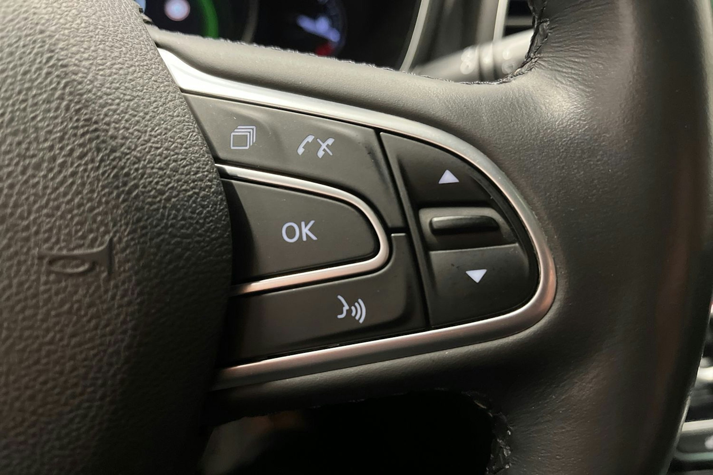 sininen Renault Talisman 2016 kuva 22.