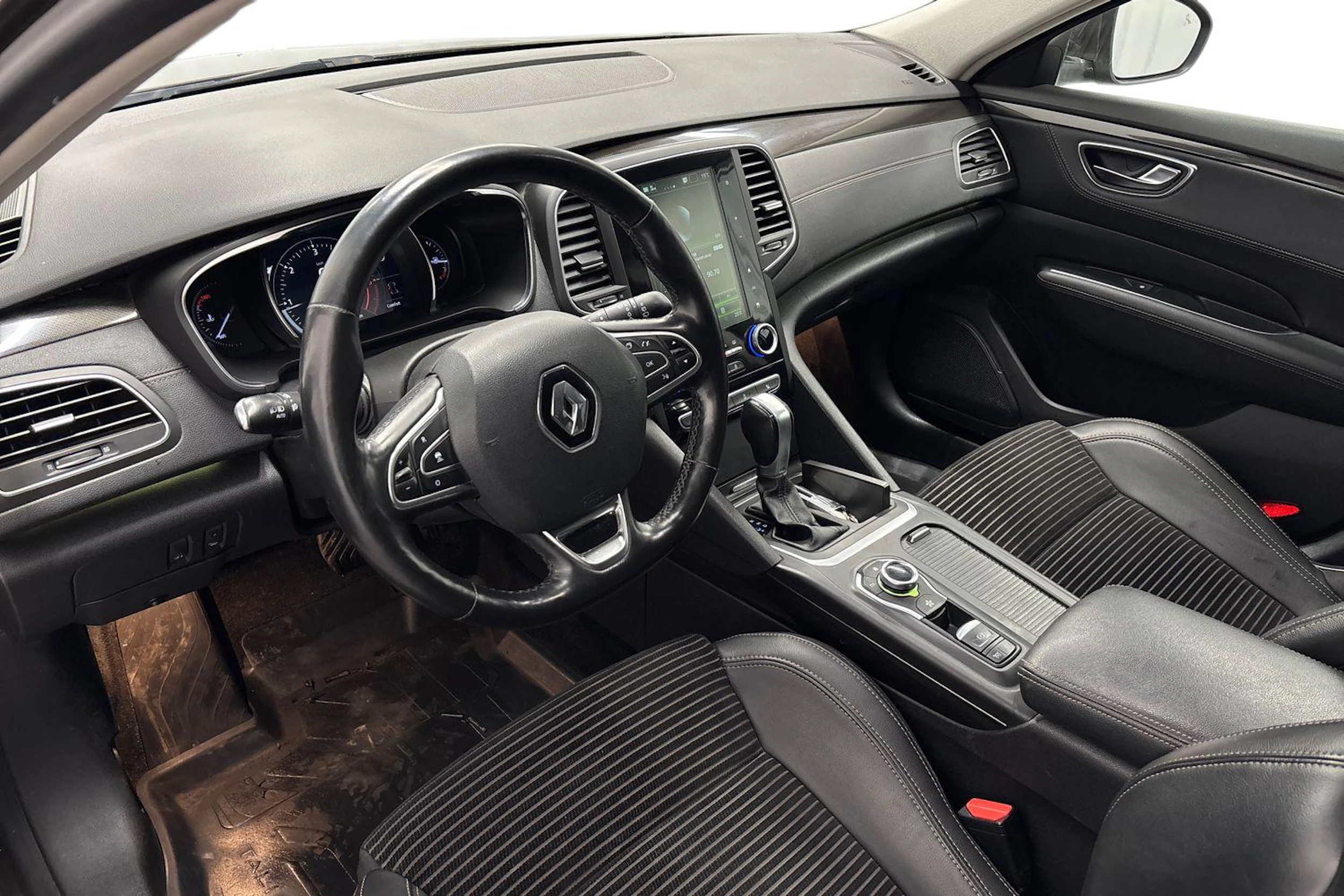 ruskea (beige) Renault Talisman 2016 kuva 6.
