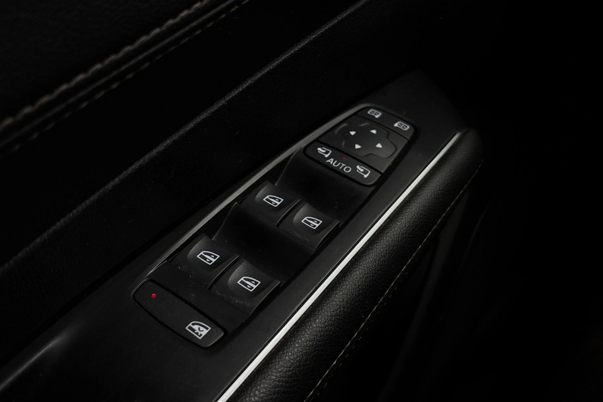 ruskea (beige) Renault Talisman 2016 kuva 15.
