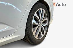 valkoinen Renault Talisman 2017 kuva 12.