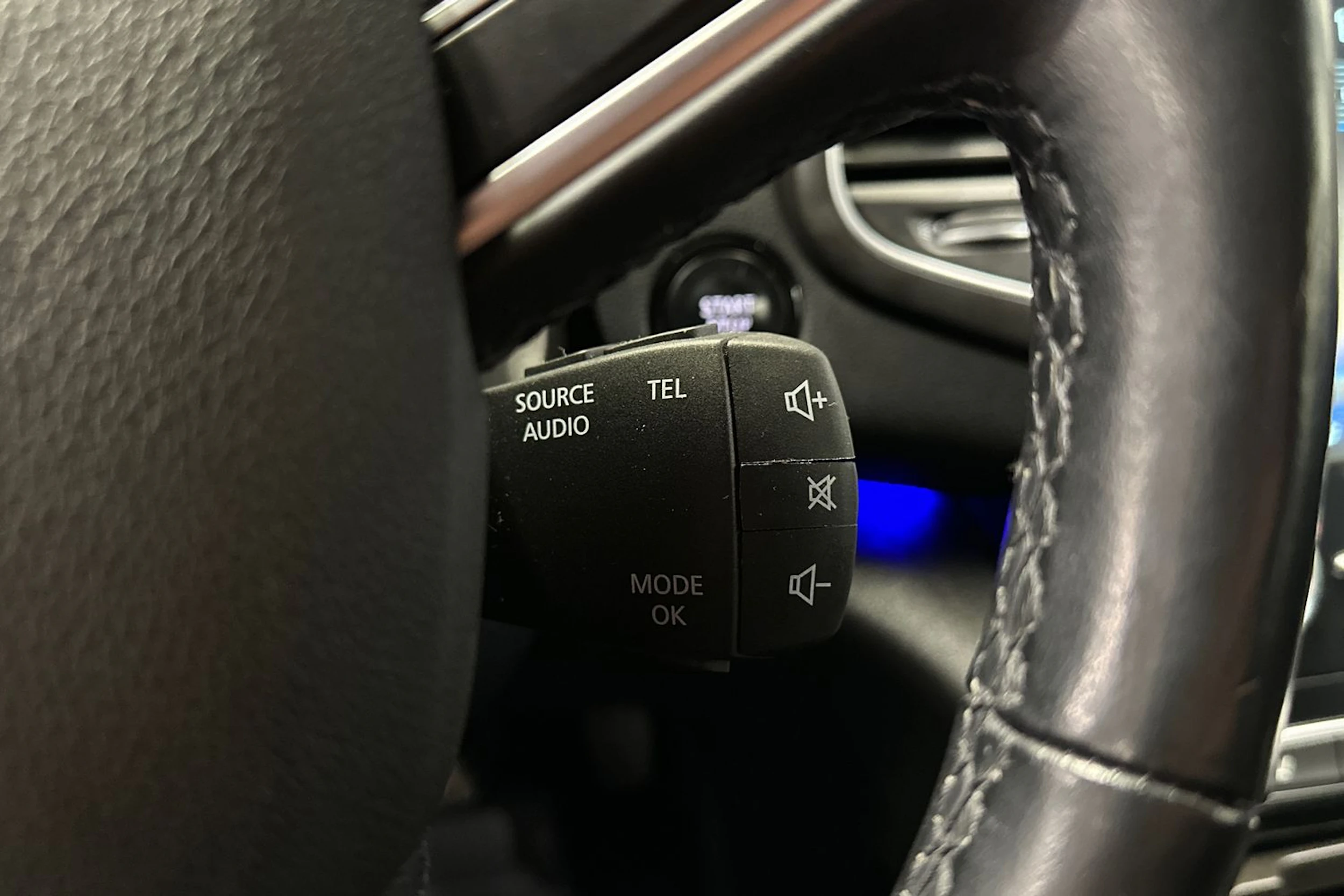 valkoinen Renault Talisman 2017 kuva 28.