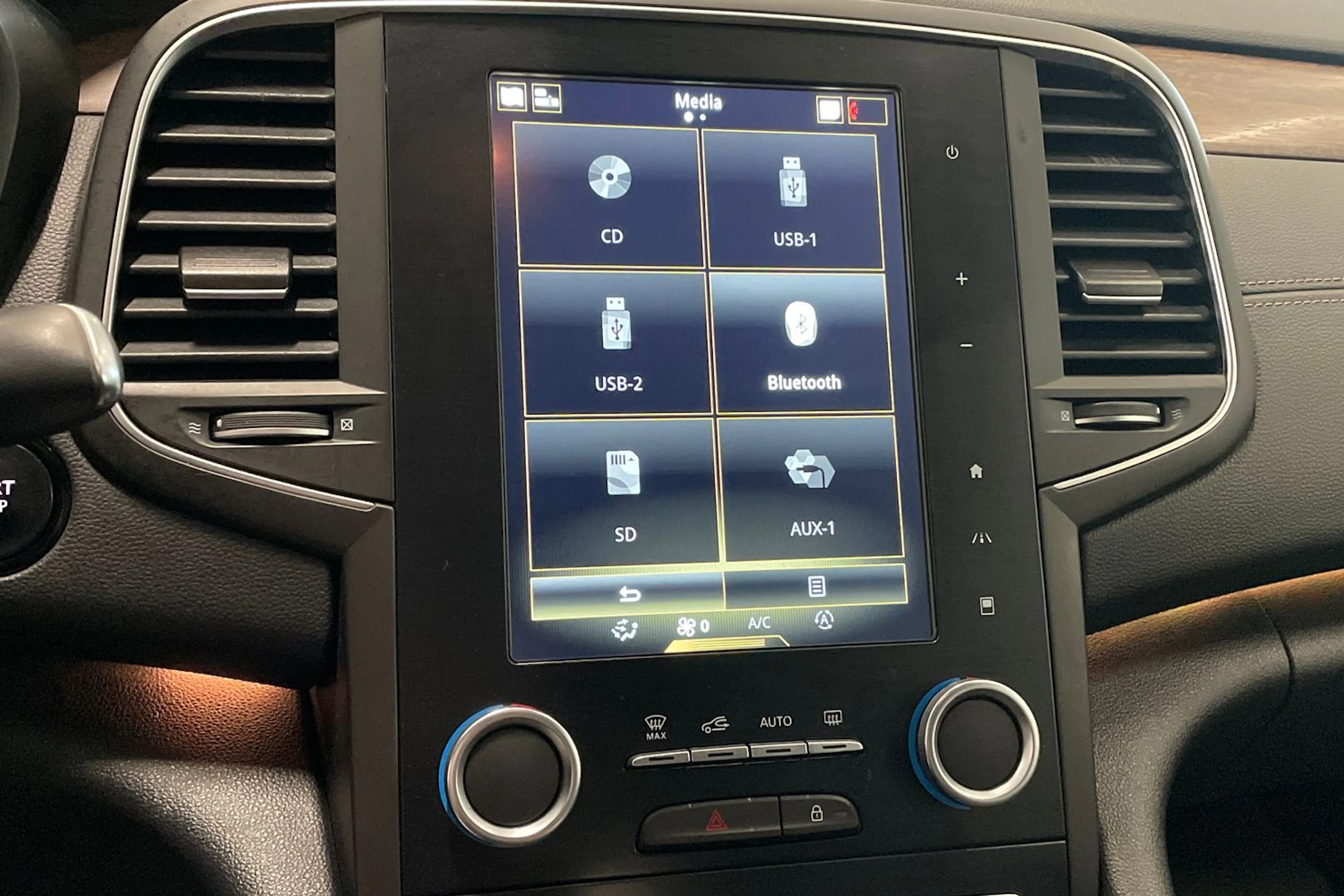 harmaa Renault Talisman 2018 kuva 18.