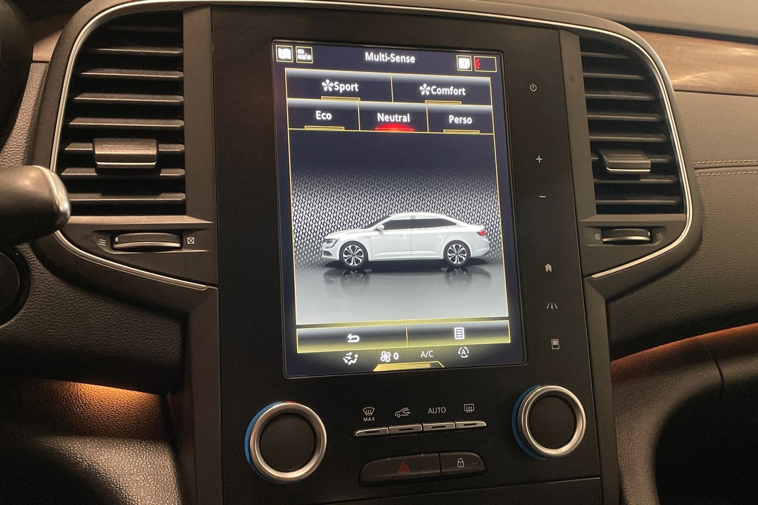 harmaa Renault Talisman 2018 kuva 21.