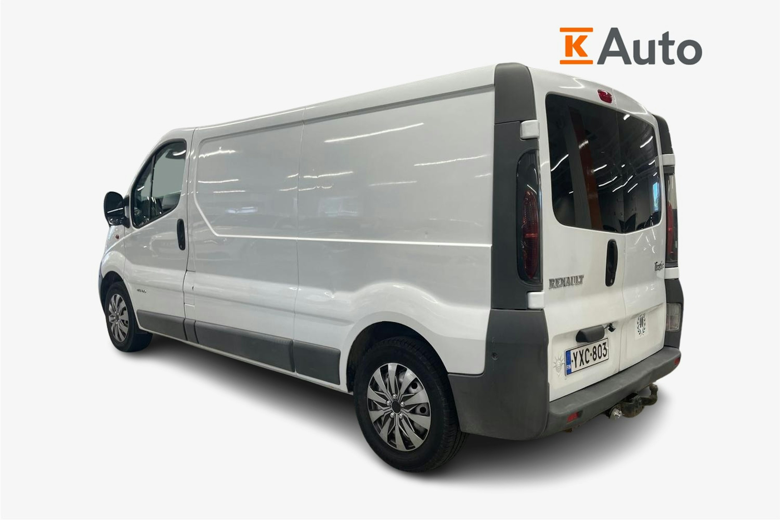 Valkoinen Renault Trafic 2002 kuva 2.