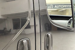 musta Renault Trafic 2005 kuva 37.