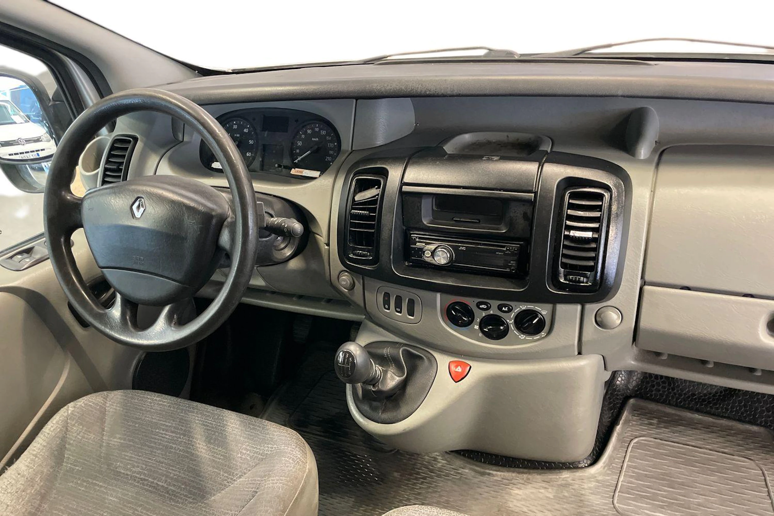 Harmaa Renault Trafic 2008 kuva 9.